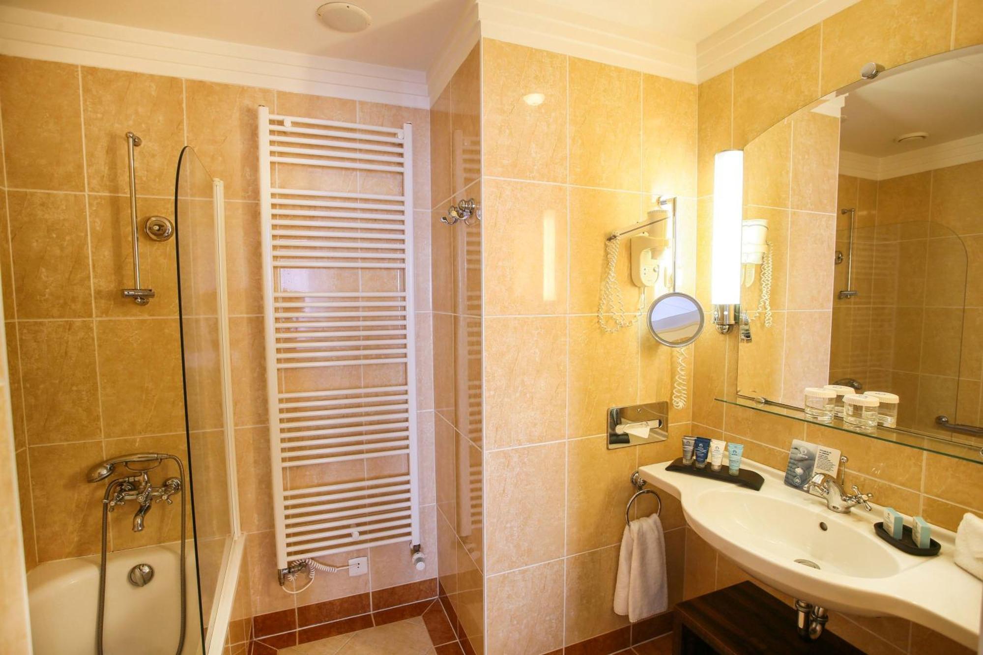 Comfort Suite with Wellness Access