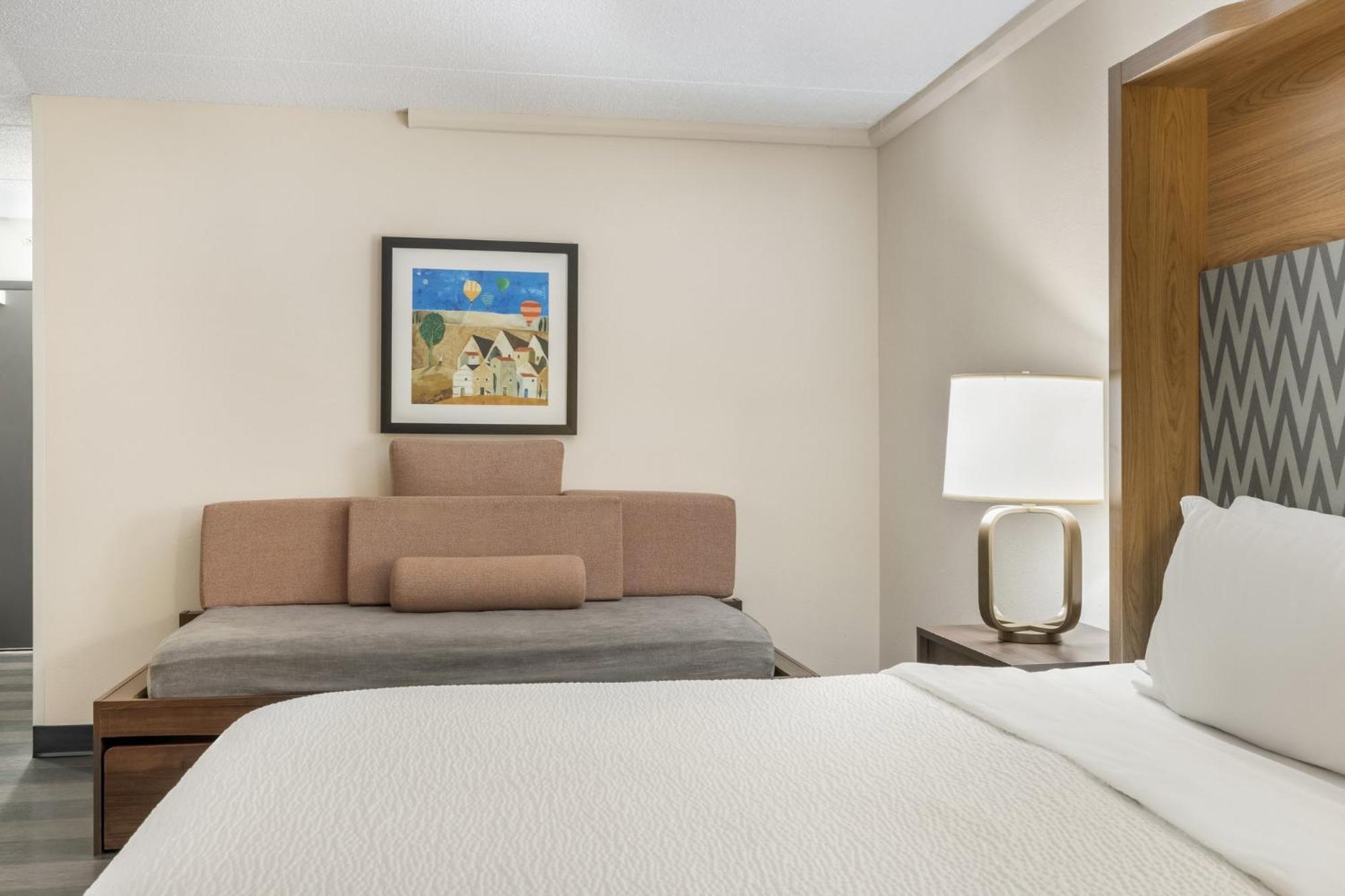 Premium King Room