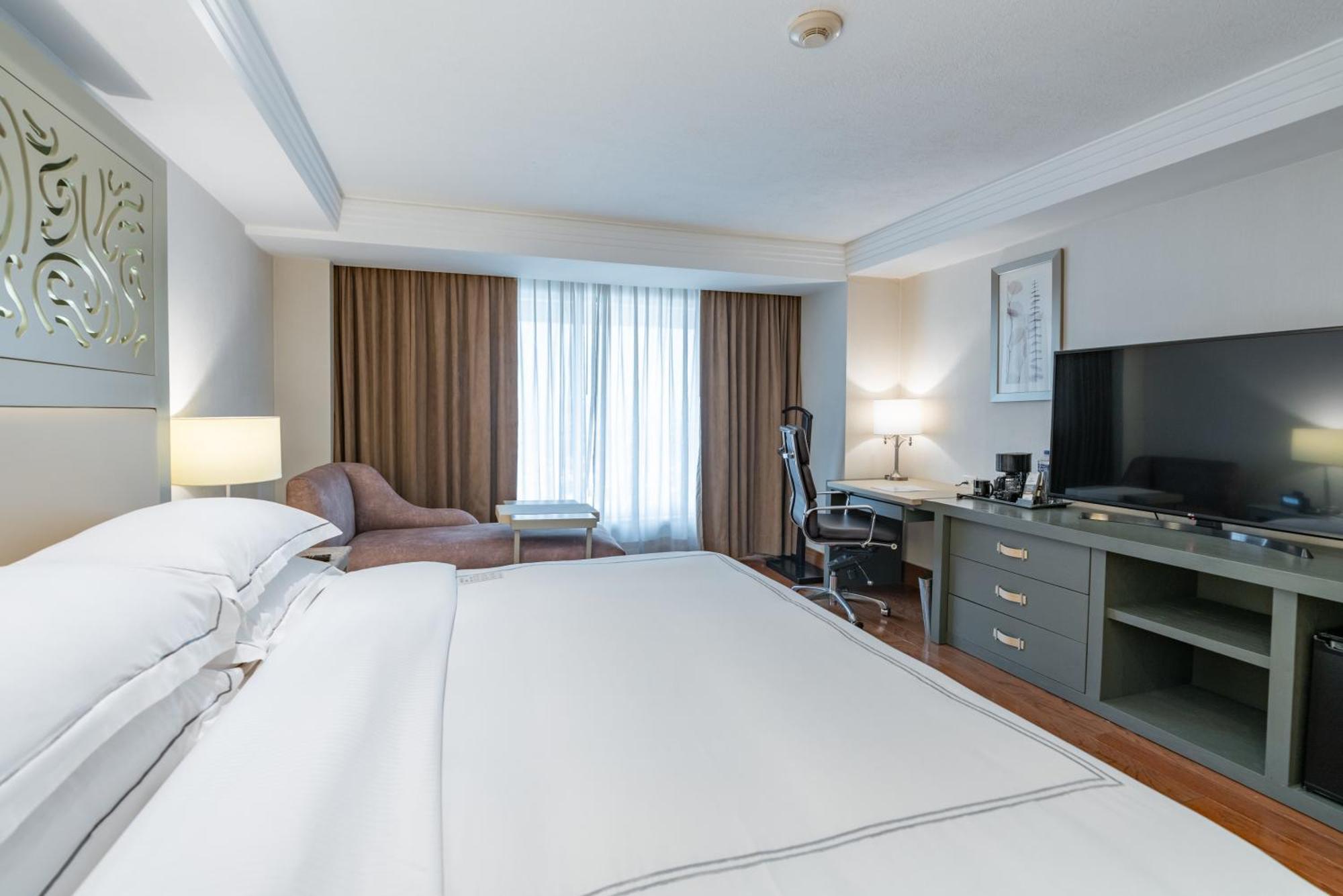 Suite Premium Level