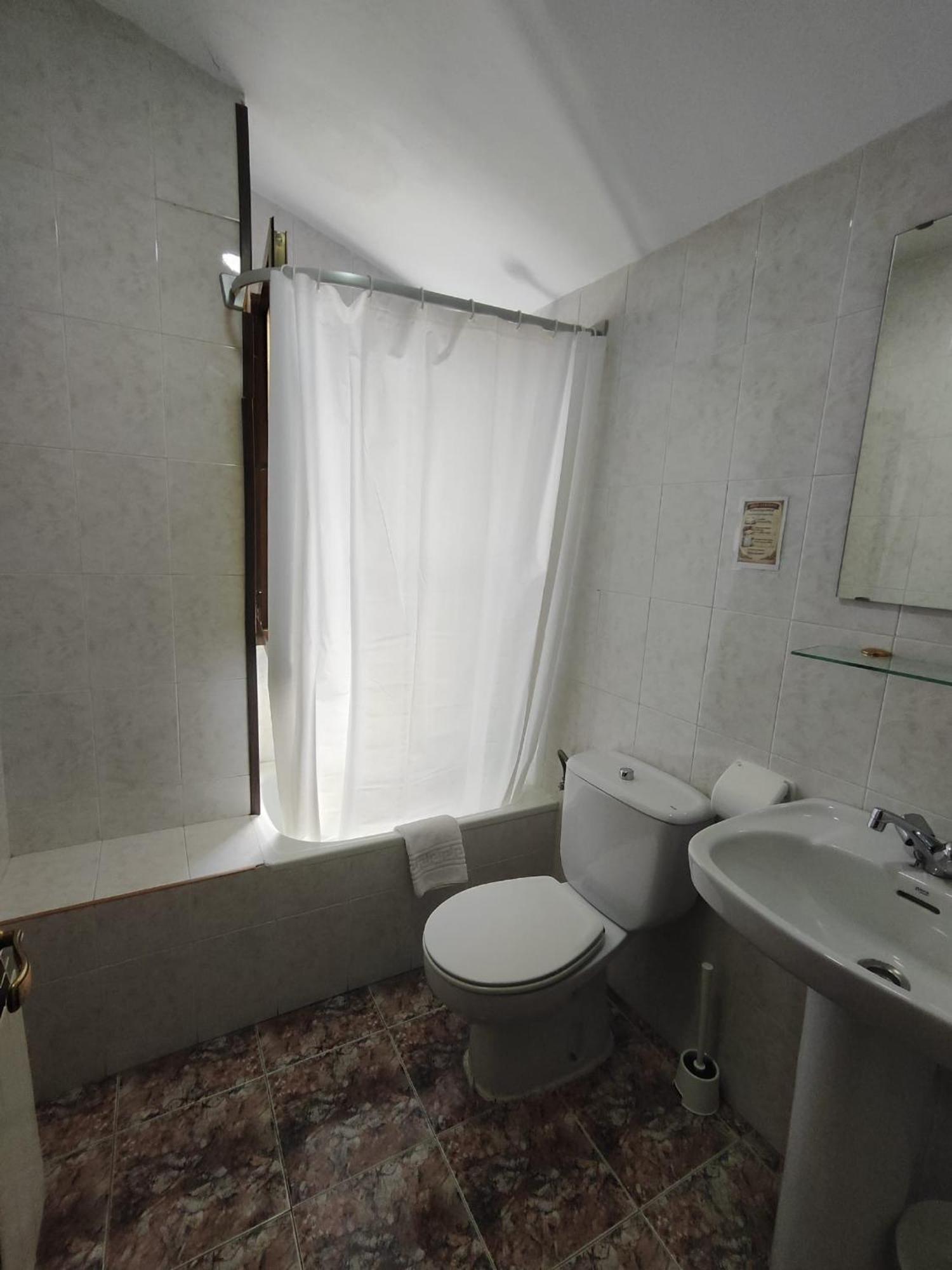 Habitación Individual Económica