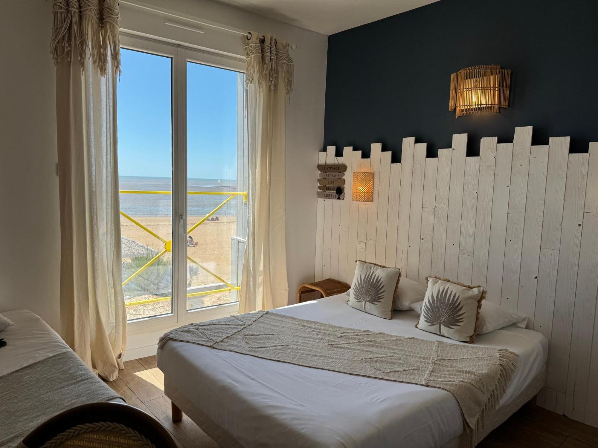 Chambre Triple Supérieure - Vue sur Mer