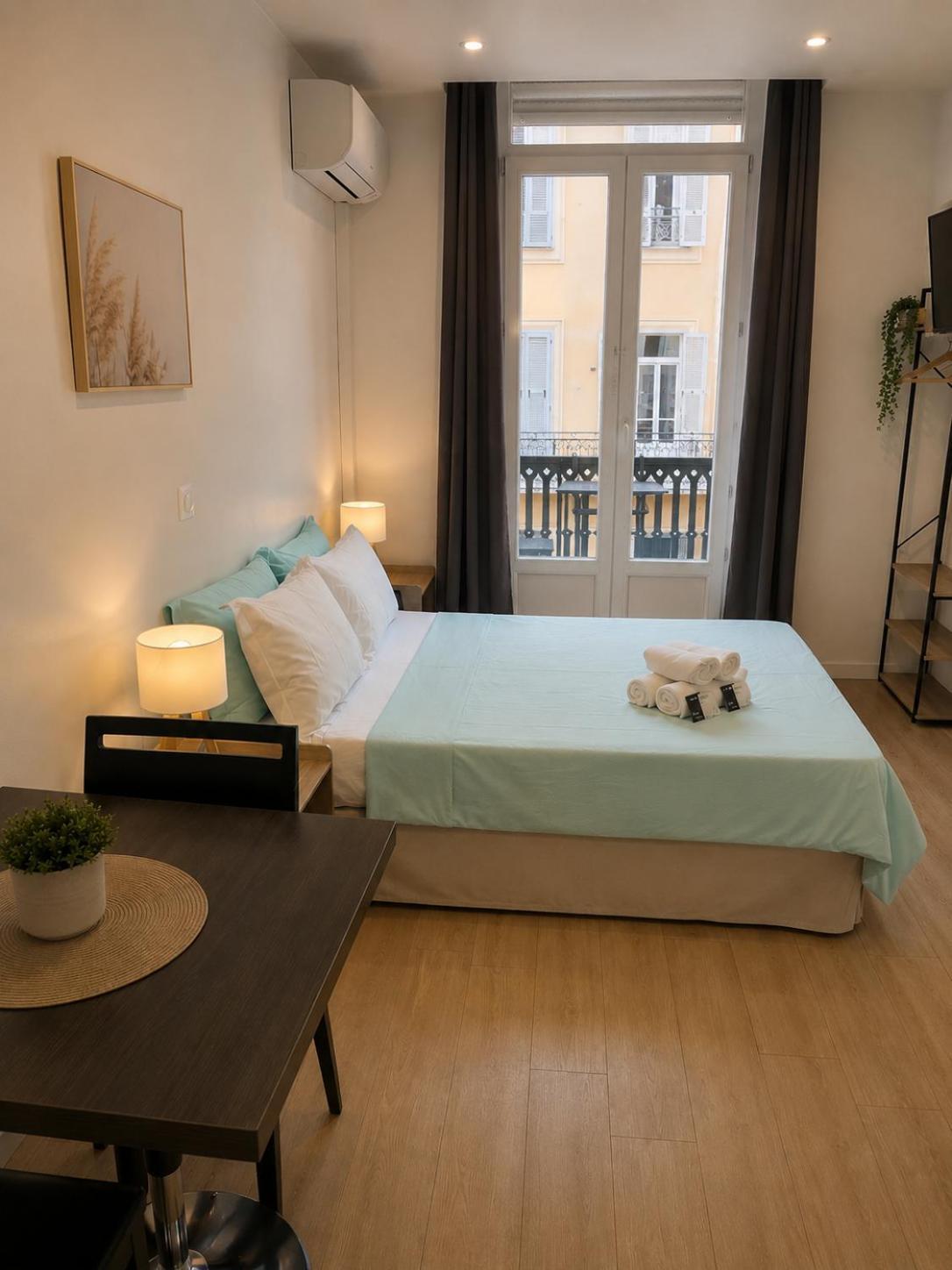 Studio-Apartment