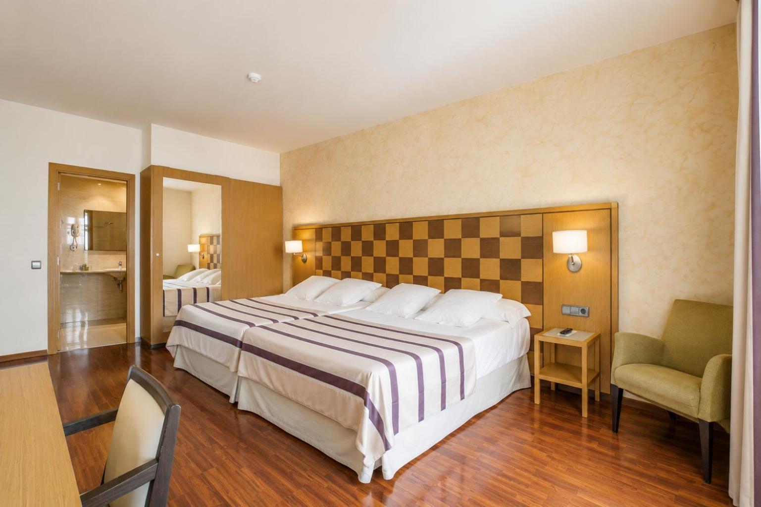 Chambre Supérieure avec 2 Lits Queen-Size