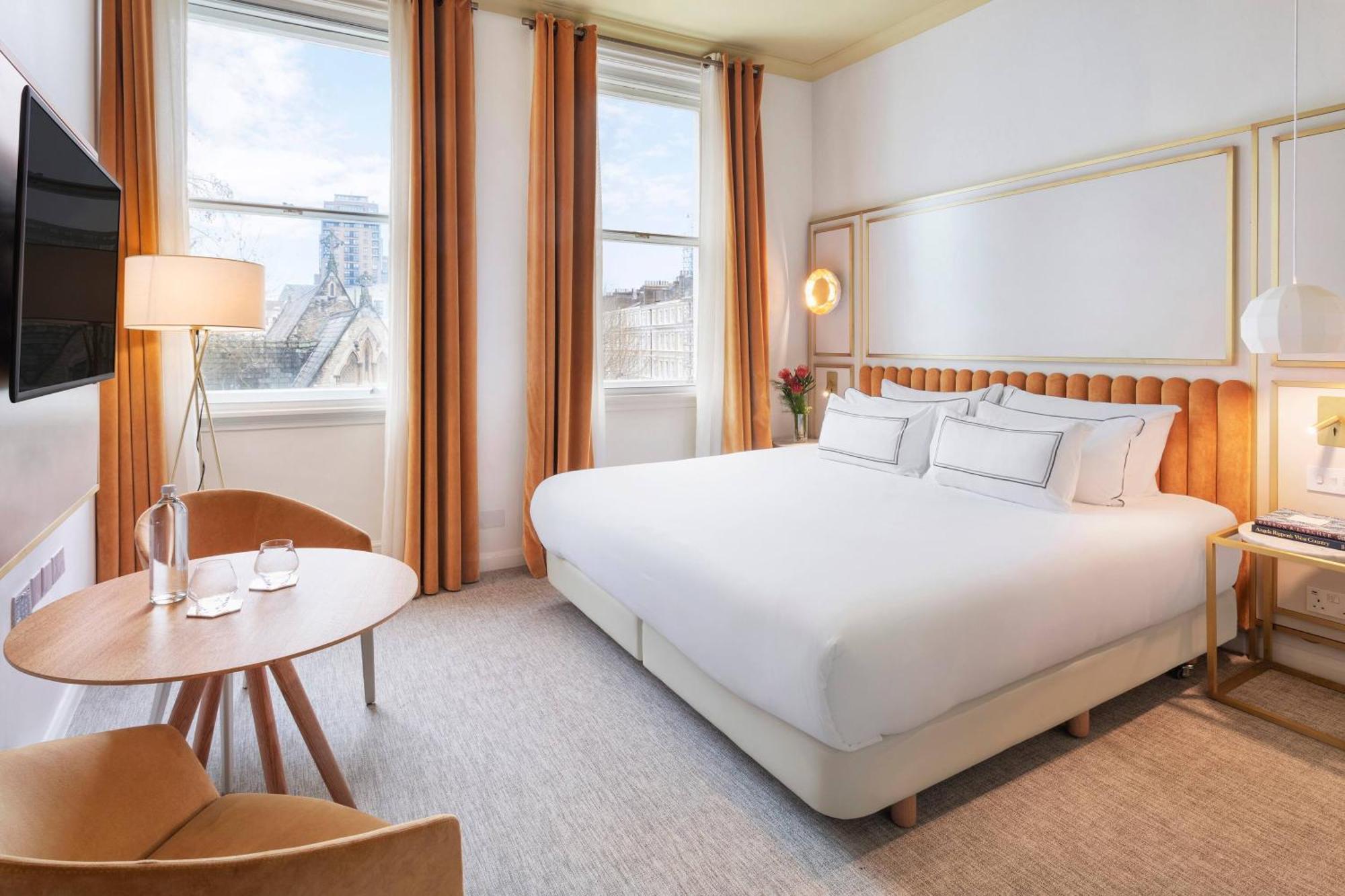 Suite Júnior