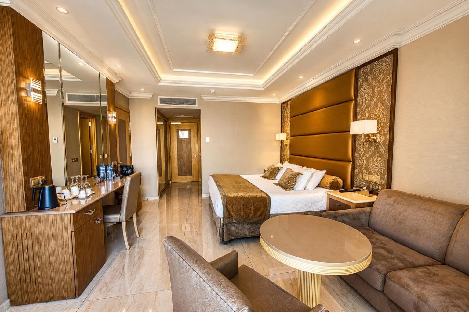 Chambre Supérieure (2-3 Adultes)
