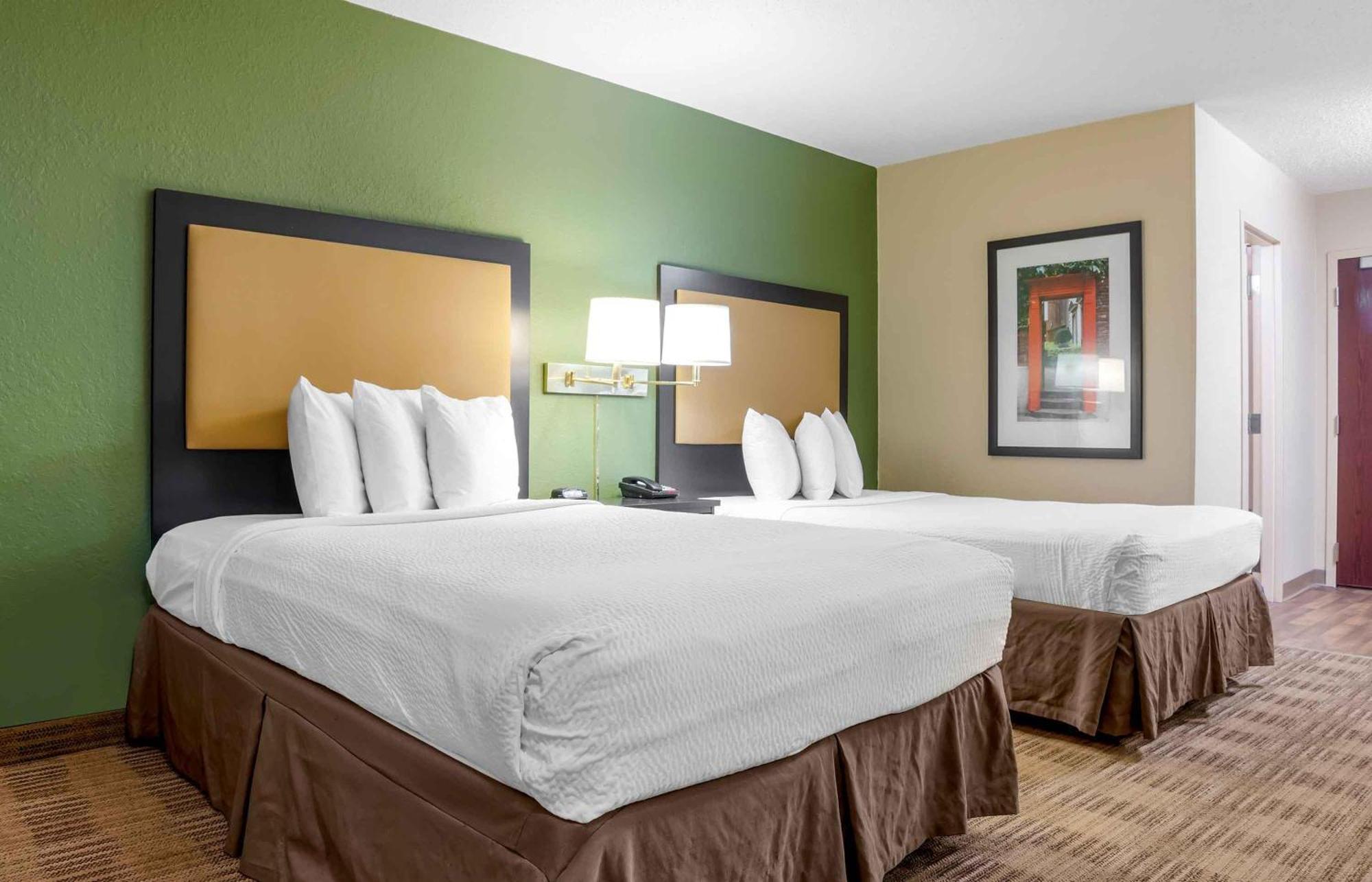 Studio with 2 Double Beds - Non-Smoking