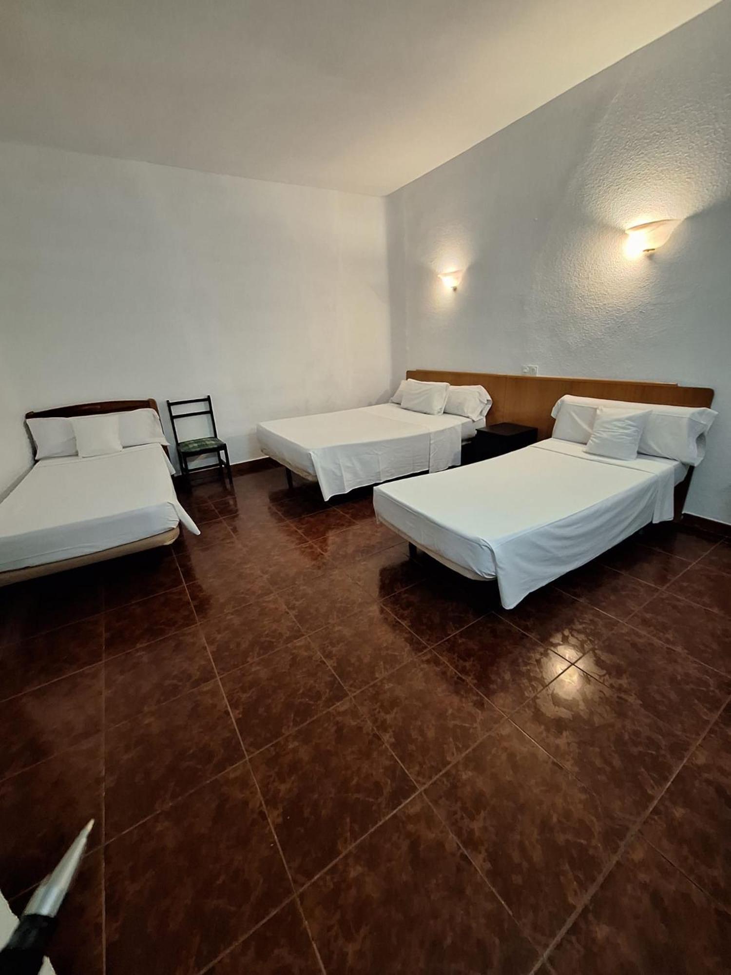 Habitación Cuádruple con baño compartido