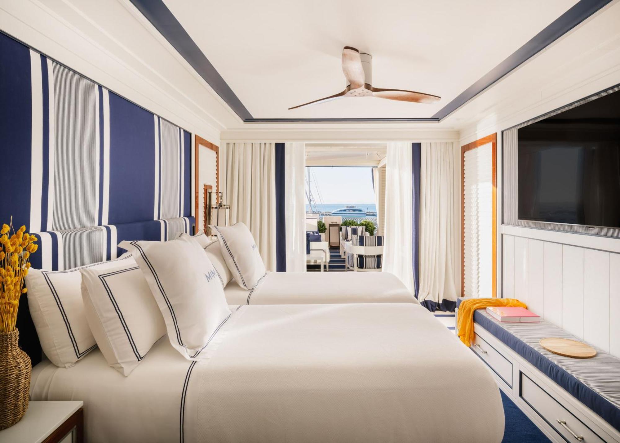 Suite Junior con terraza y vistas al mar