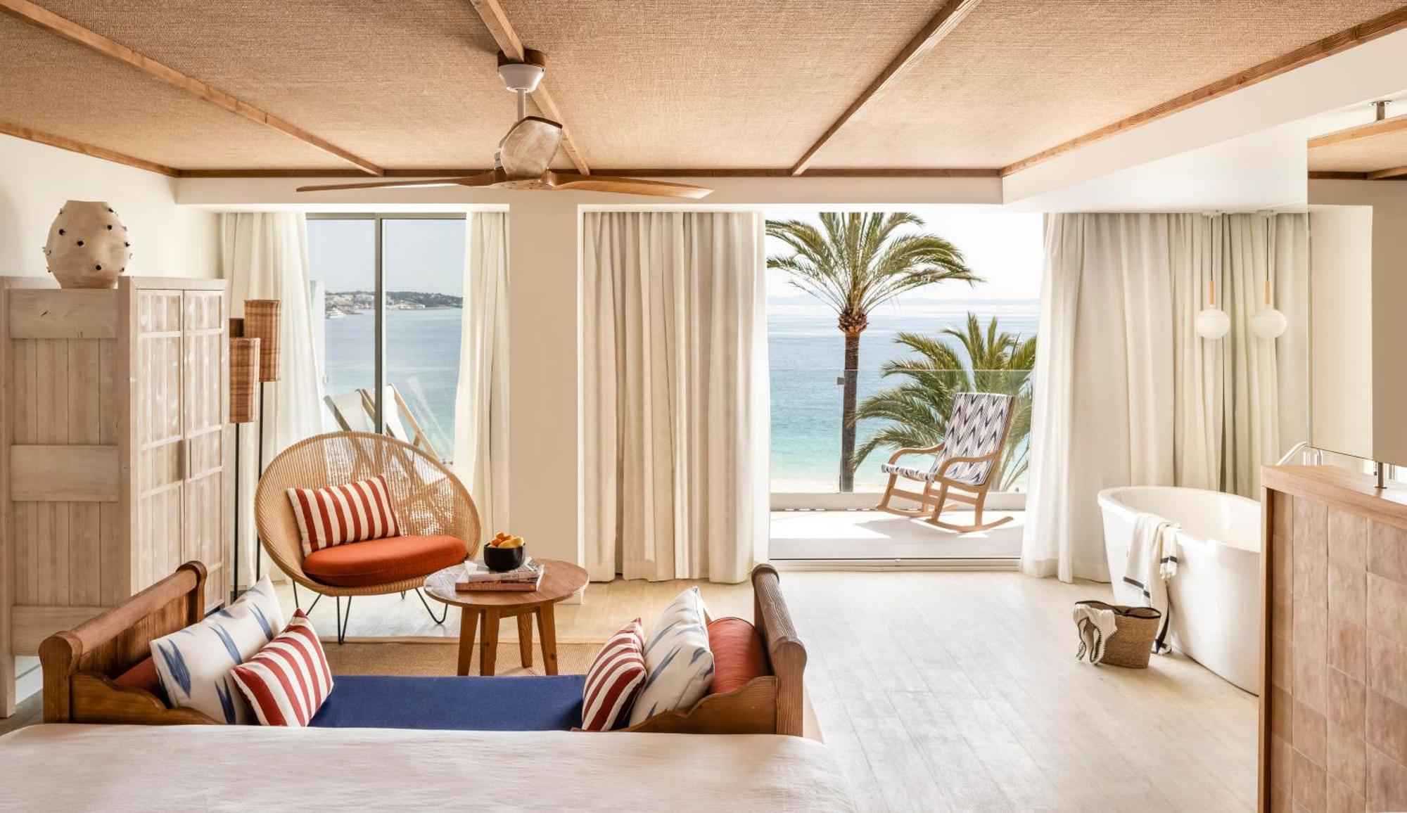 Suite Junior ZEL con vistas al Mediterráneo