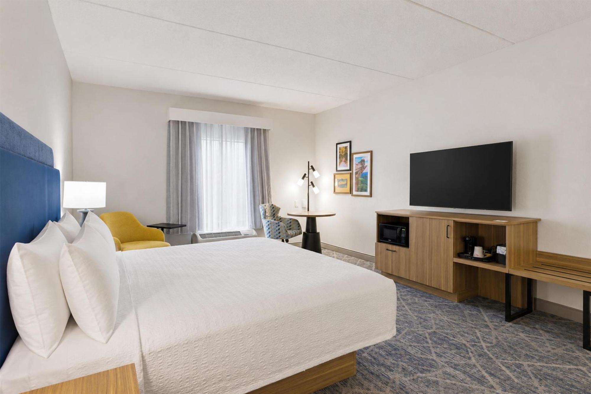 King Room - Hearing Access/Non-Smoking