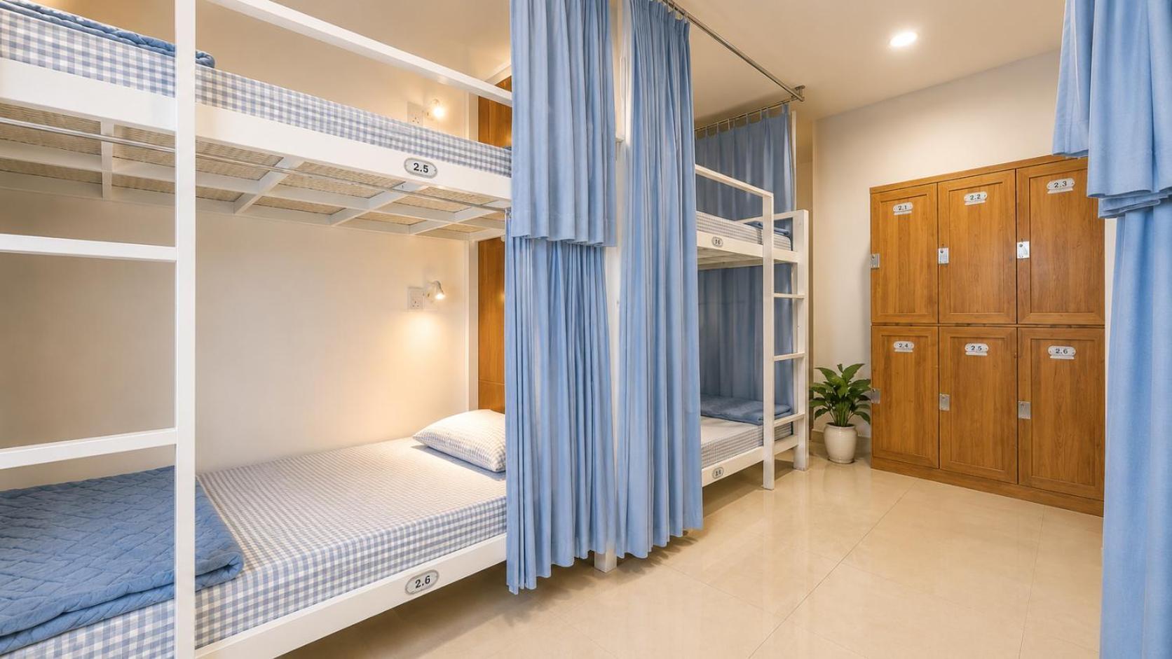 Posto Letto in Dormitorio Misto con 6 Letti