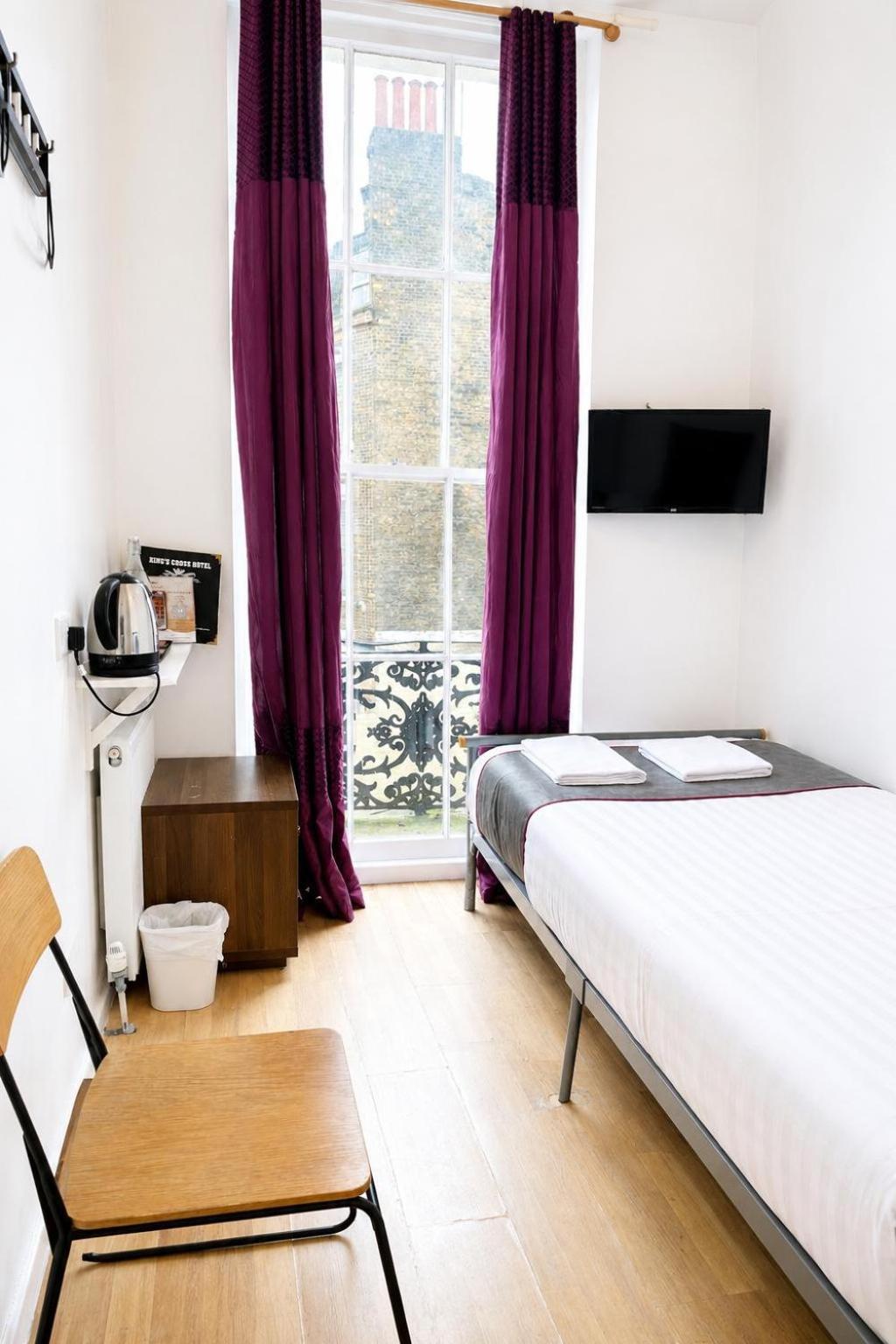 Habitación Individual con baño privado