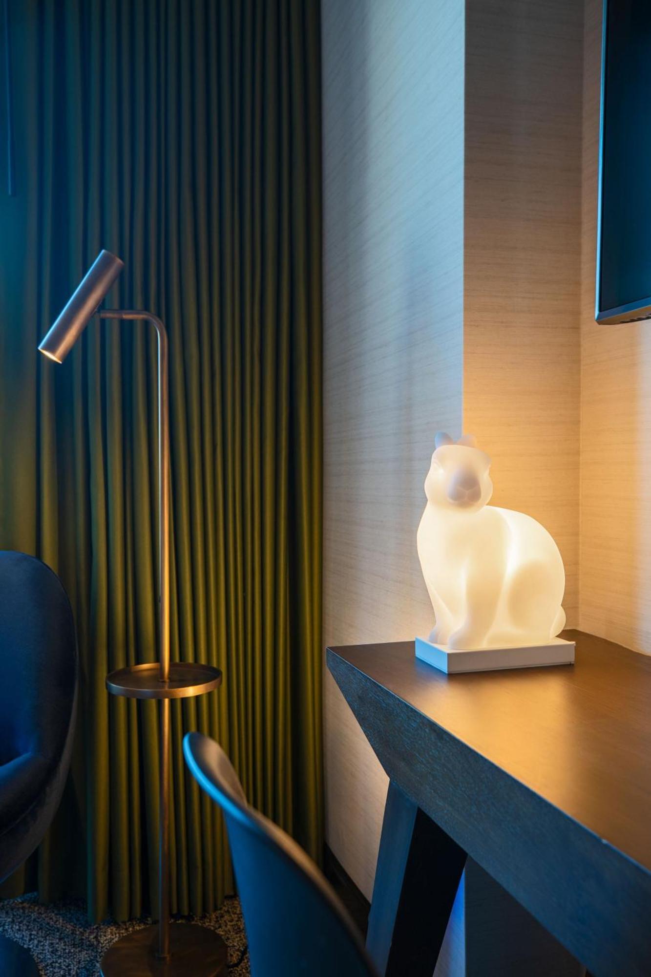 Guest Room, 1 King