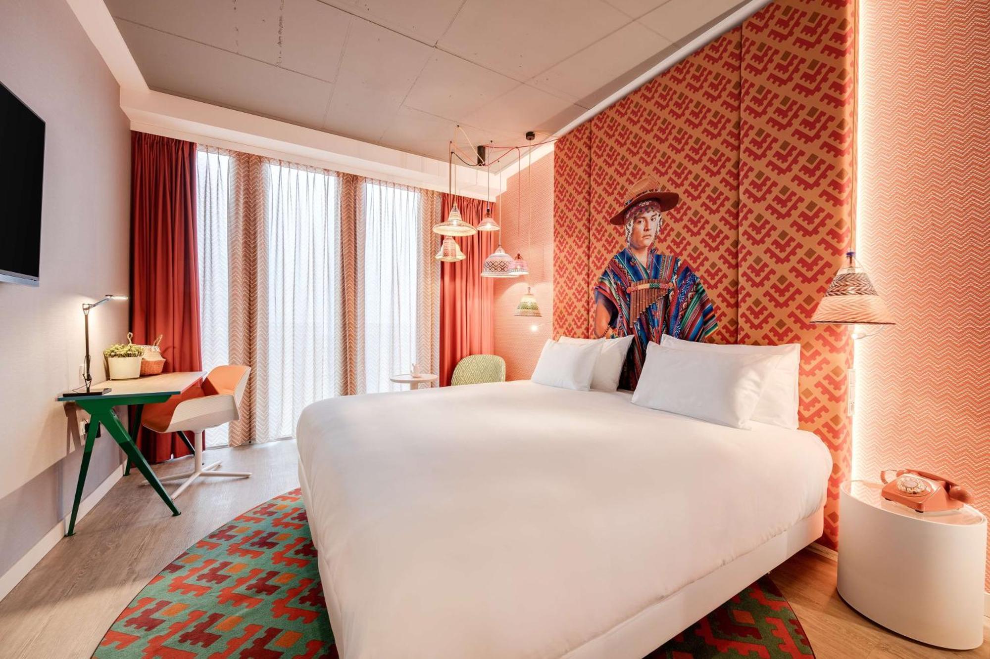nhow Tweepersoonskamer met 1 of 2 Bedden