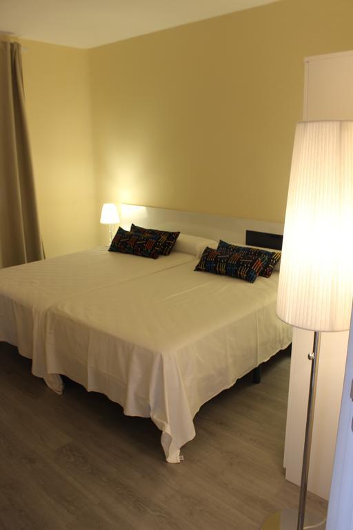 Twin Room,183582888:JPEG