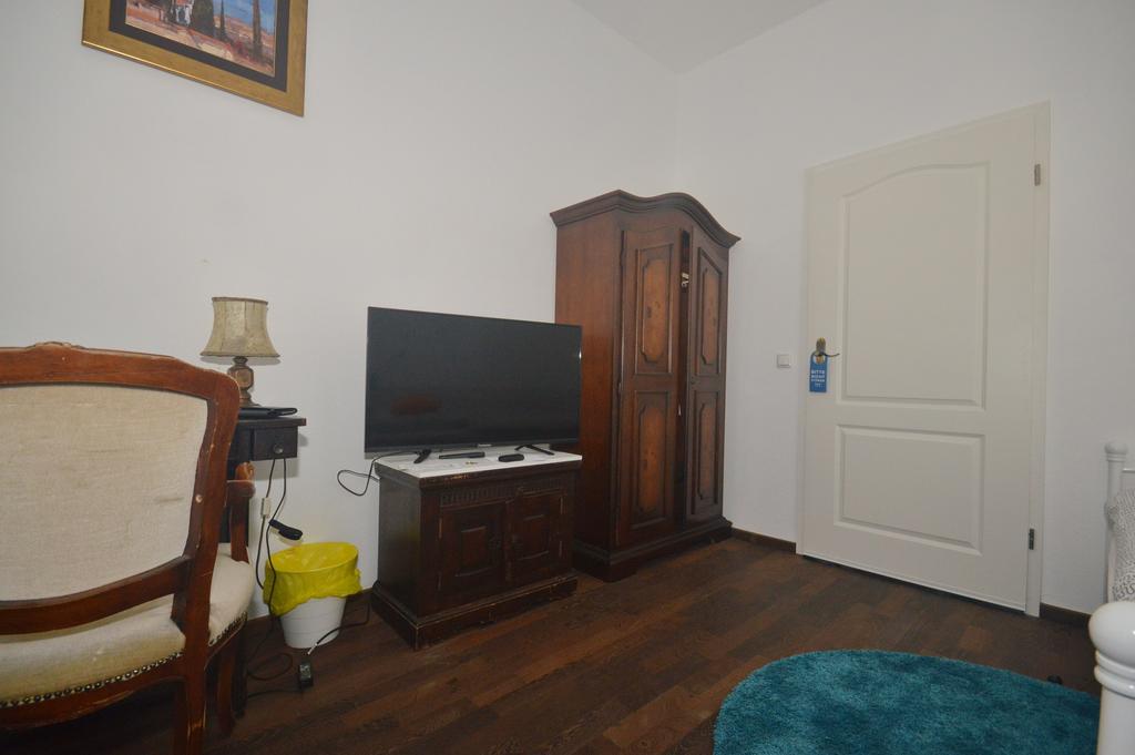 Economy Zweibettzimmer