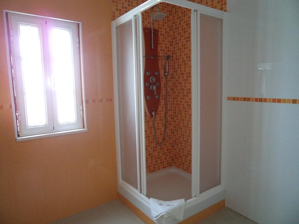 Quarto Duplo com Varanda e Vista Mar