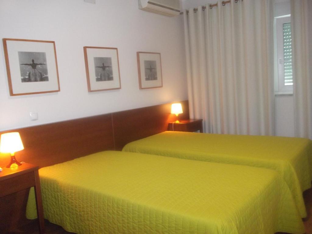 Quarto Twin