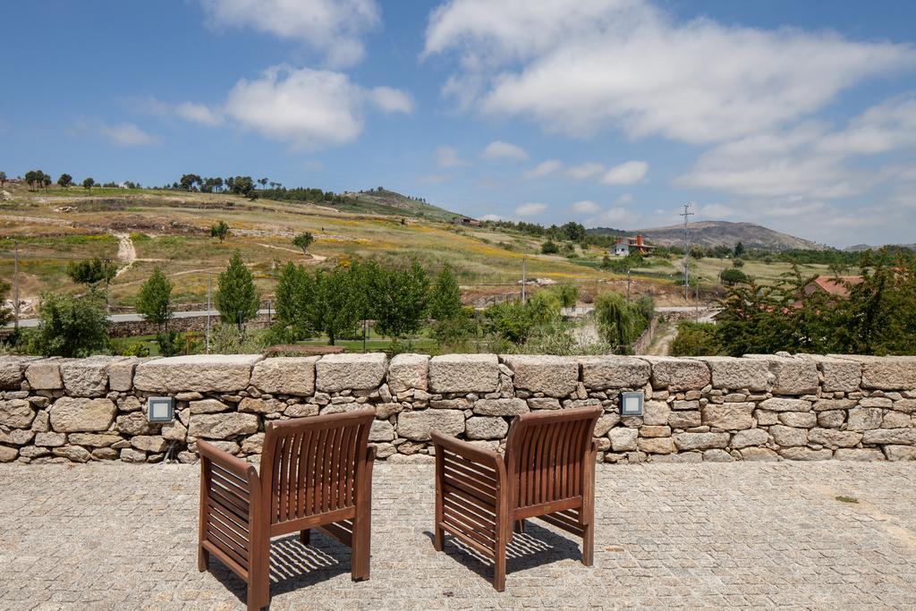 Habitación Familiar Deluxe con terraza y vistas al jardín