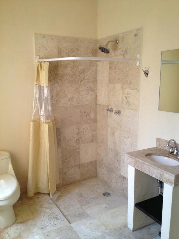 Accesible Queen Studio Suite Two Queen Beds Bathtub Grab Bars Non-Smoking,20963433:JPEG
