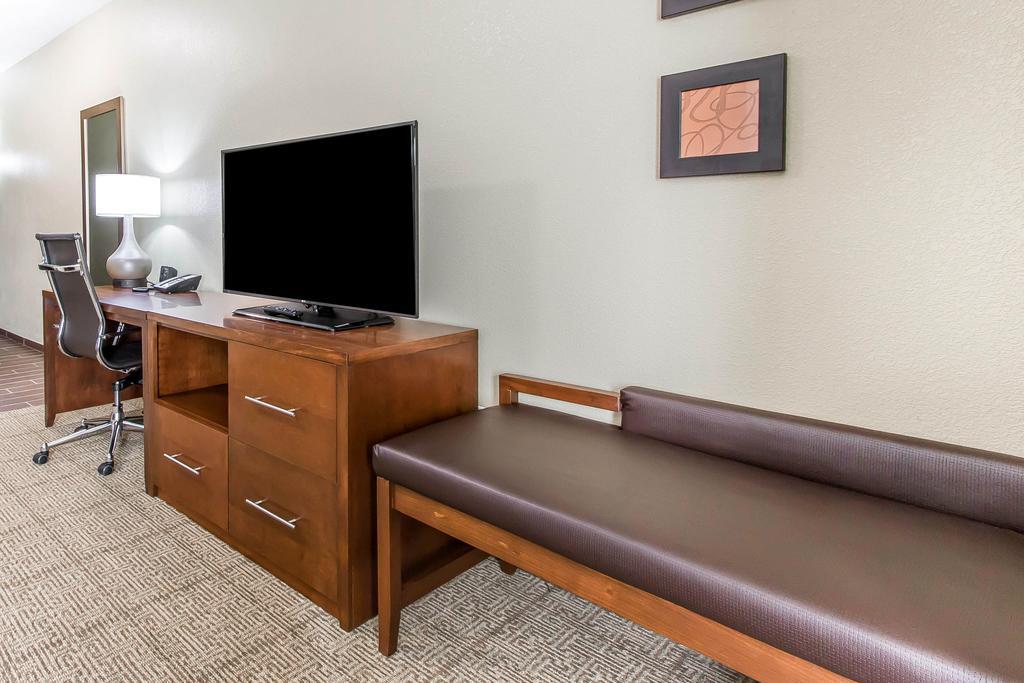 Queen Suite with Two Queen Beds and Sofa Bed - Disability Access - Non-Smoking