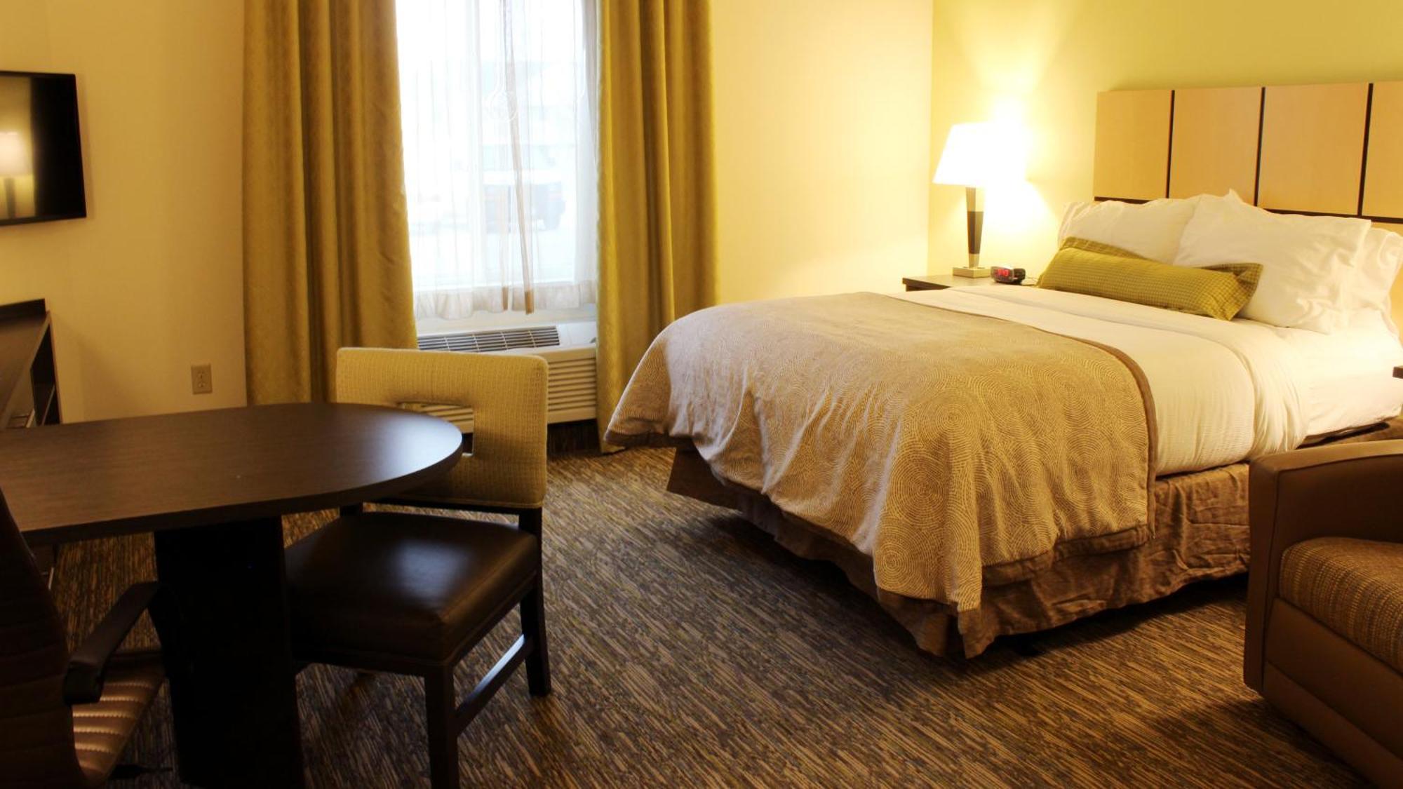 Queen Room - Mobility/Hearing Access - Non-Smoking