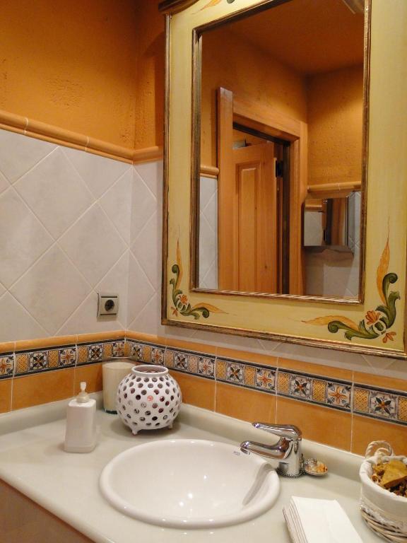 Double or Twin Room,20437506:JPEG