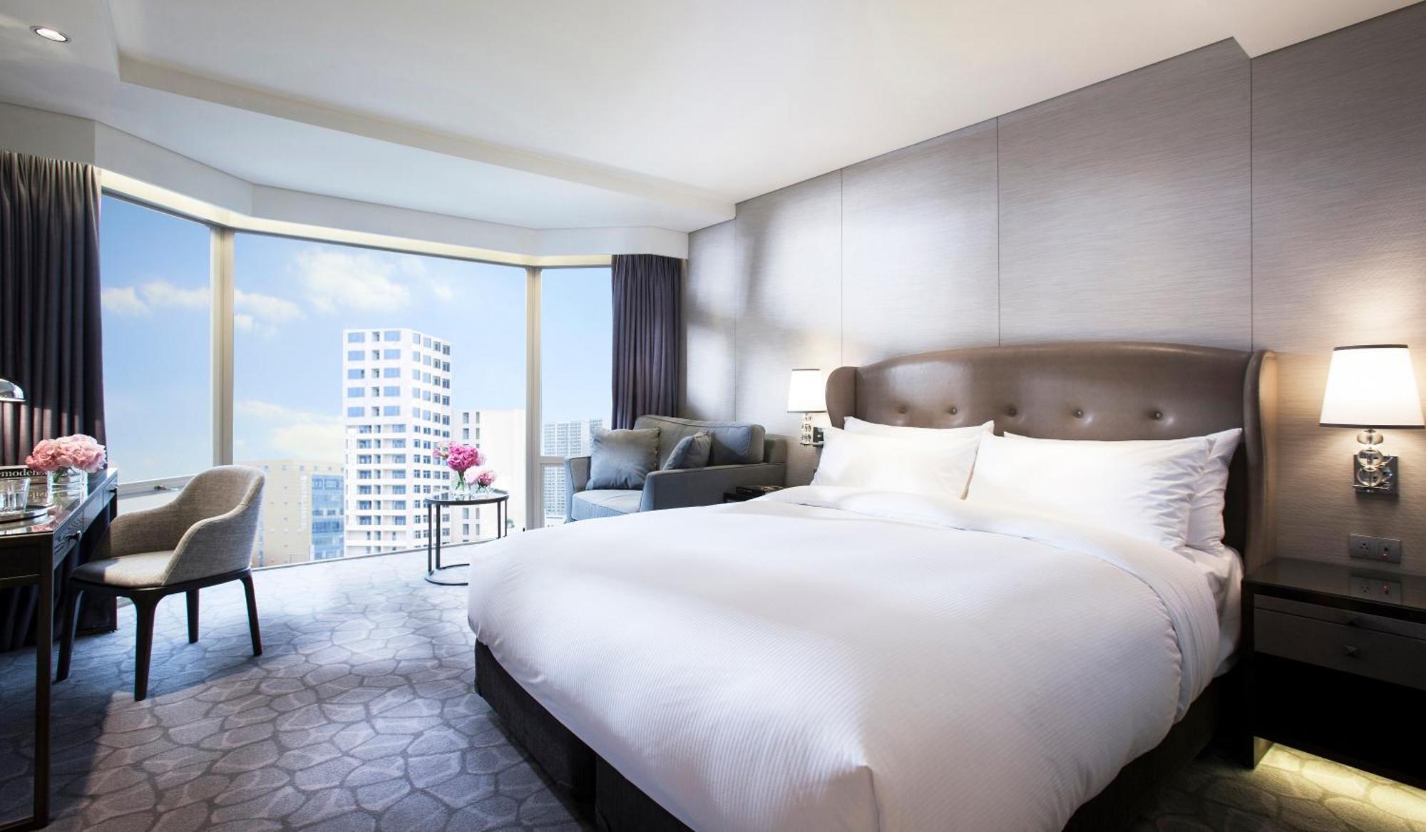 Deluxe Double Room  with City View - Annex