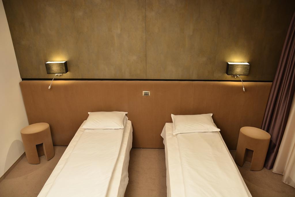 Zweibettzimmer