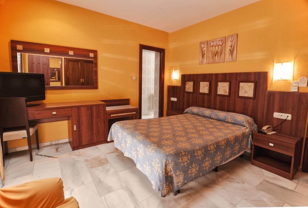 Double or Twin Room,215145494:JPEG
