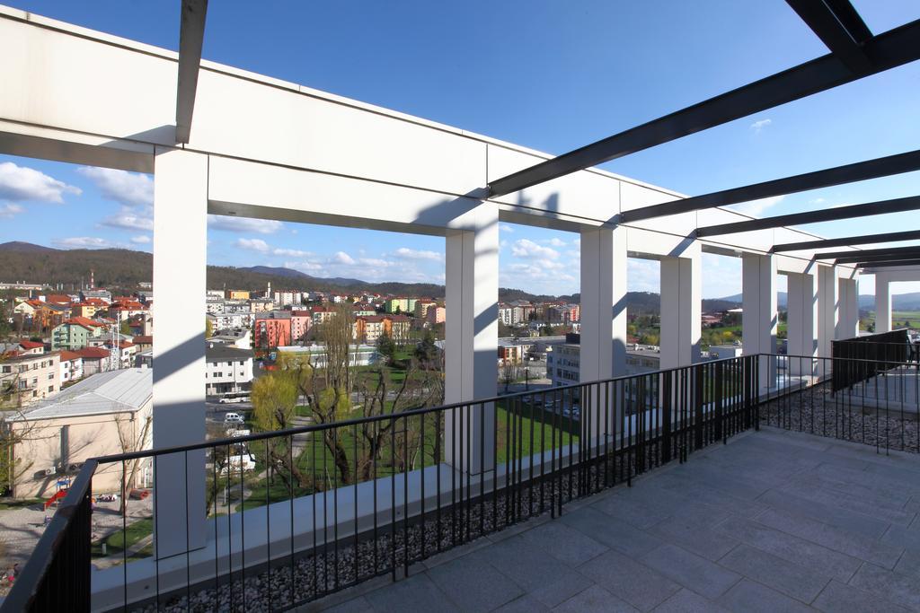 Camera Familiare con Balcone