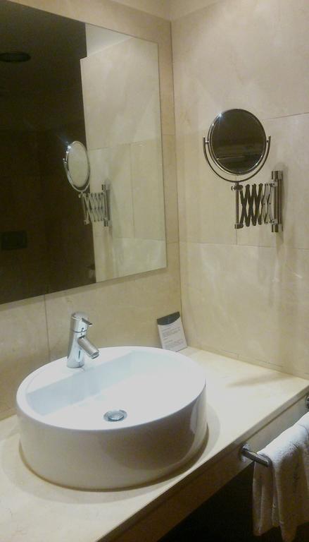 Double or Twin Room,215288204:JPEG