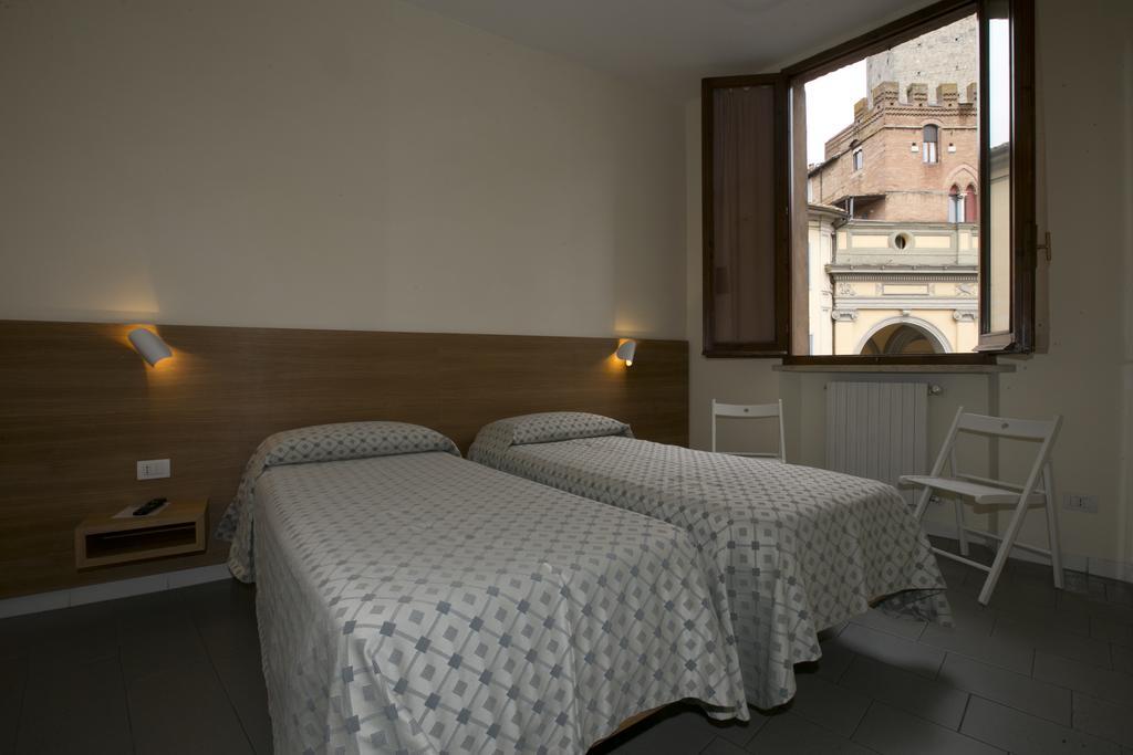 Camera Doppia con Letti Singoli