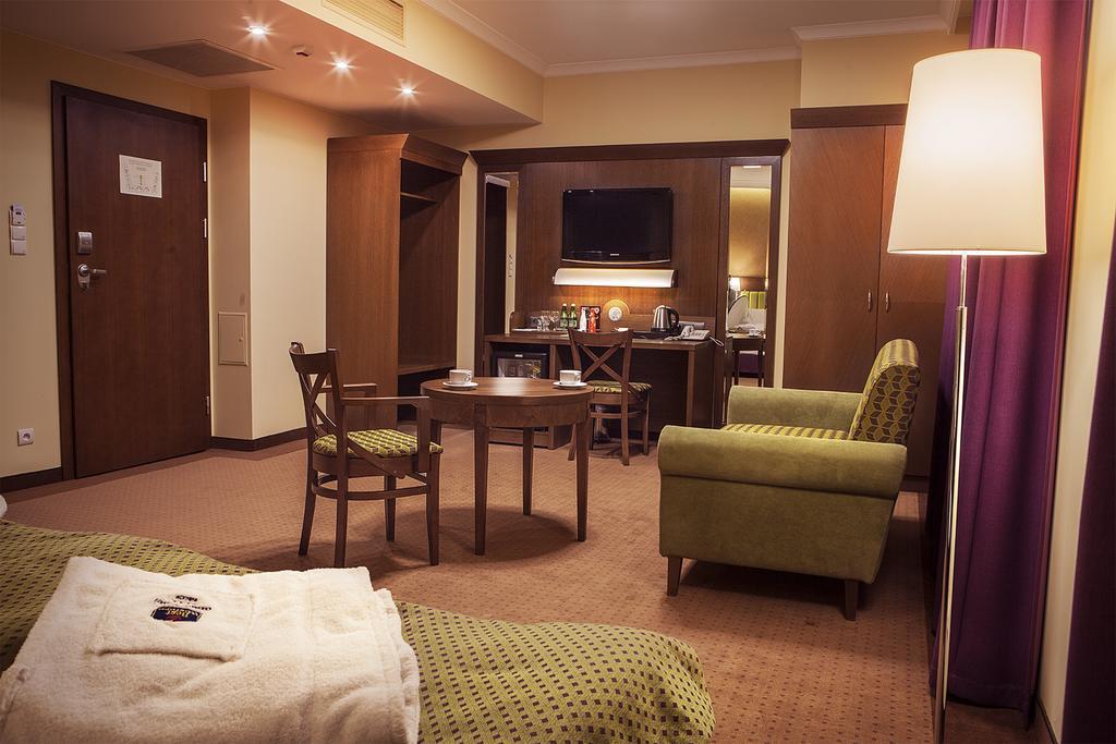 Superior Zimmer mit Kingsize-Bett