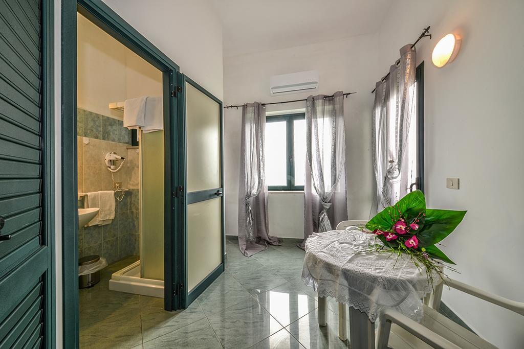 Large Double Room Balcony Sea view,217175591:JPEG