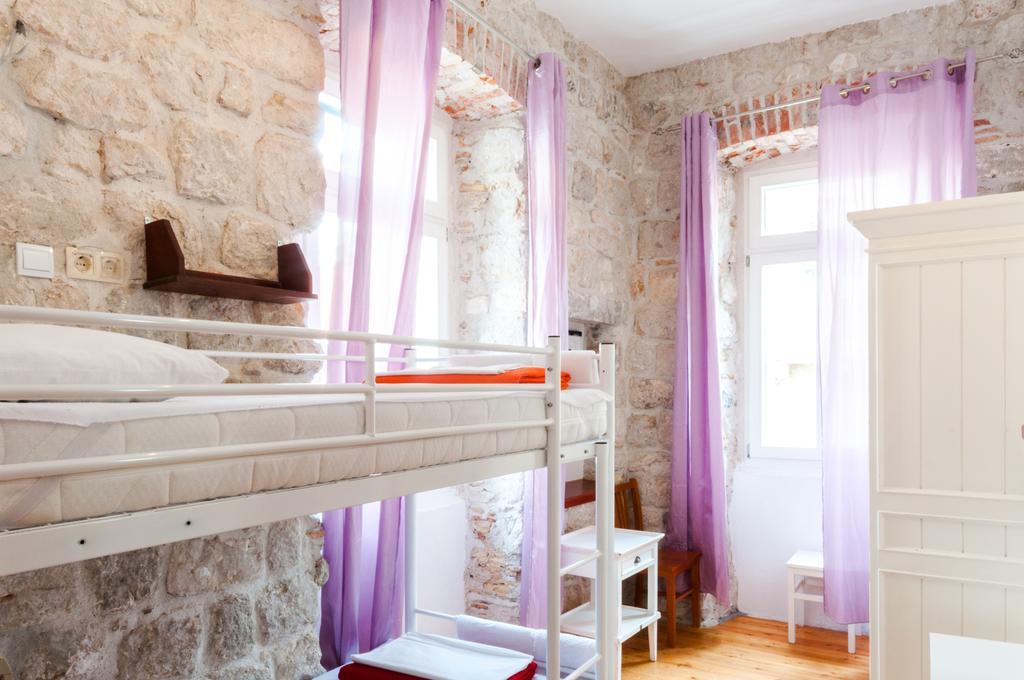 Petite Chambre Lits Jumeaux