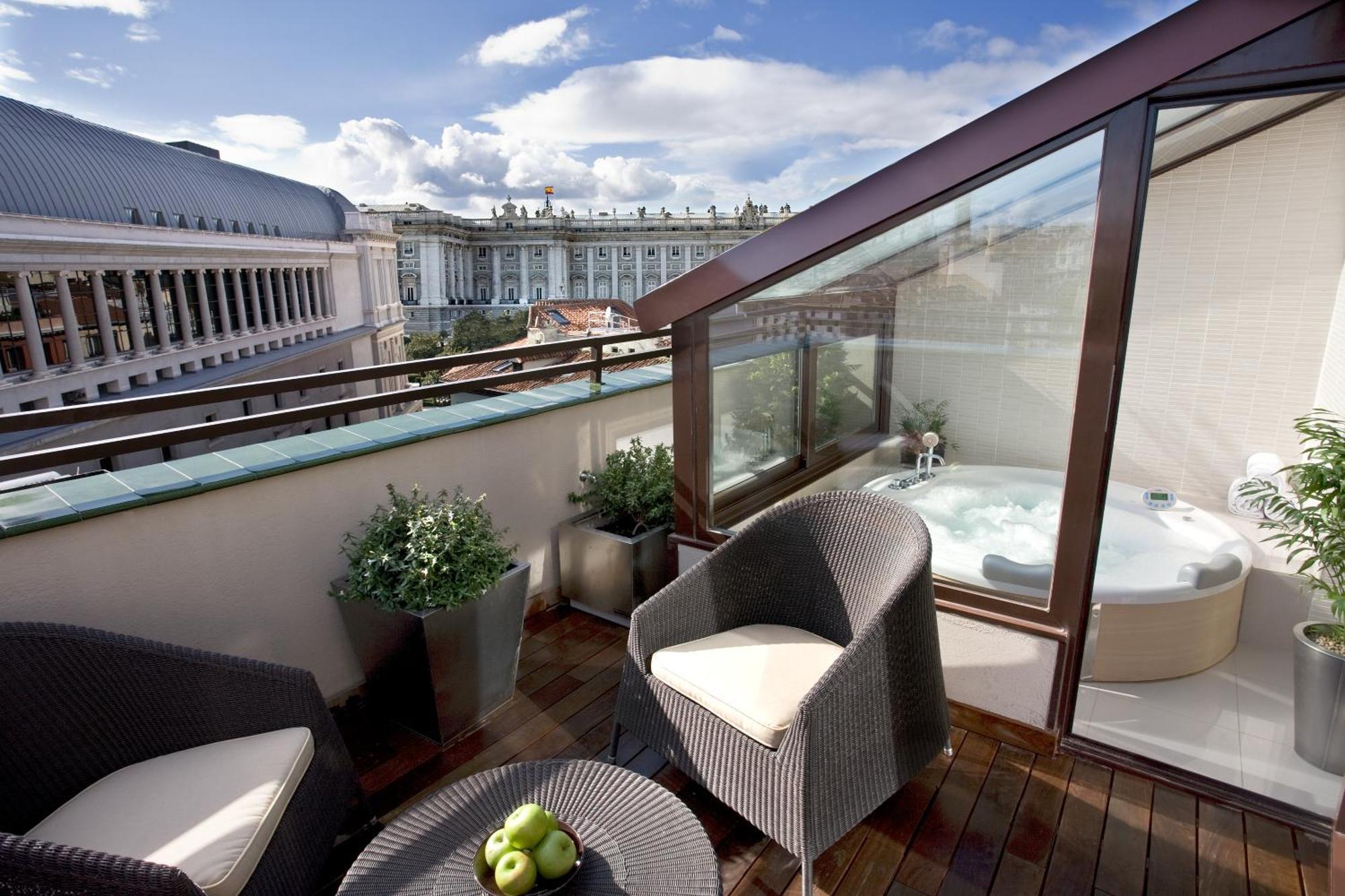 Tweepersoonskamer met Terras en Bubbelbad