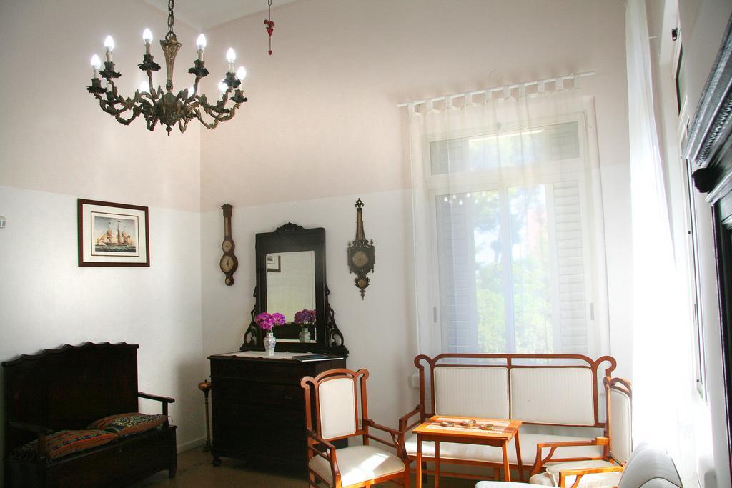 Chambre Deluxe (2 Adultes + 1 Enfant)