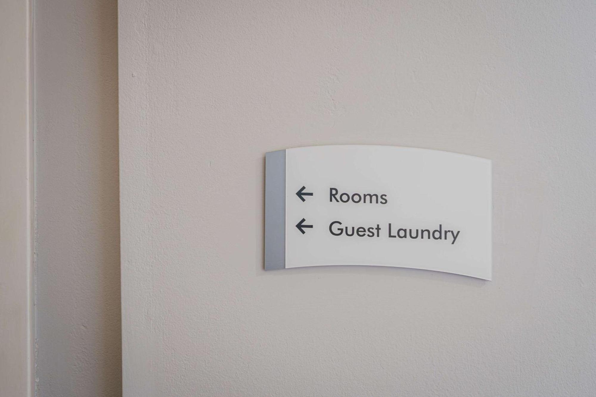 King Room with Whirlpool - Non-Smoking