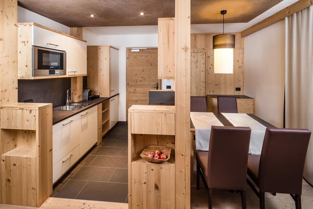 Suite con 2 Camere da Letto (4 Adulti)