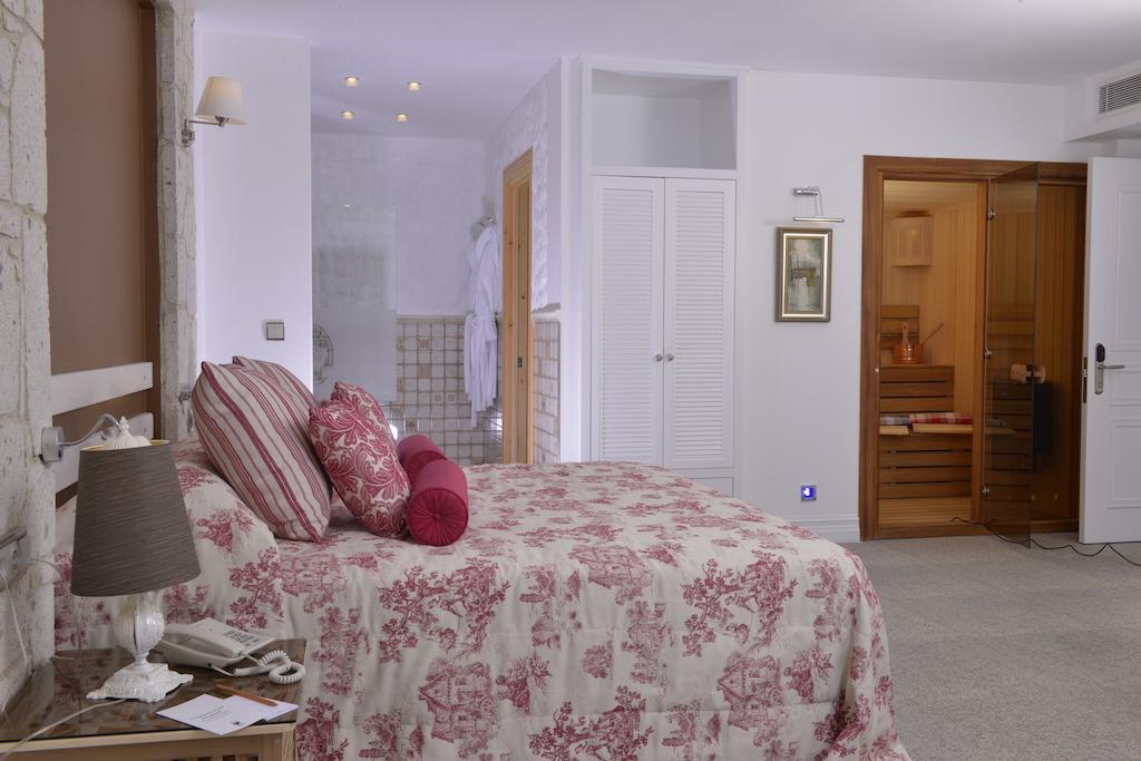 Deluxe Doppel-/Zweibettzimmer mit einer Sauna
