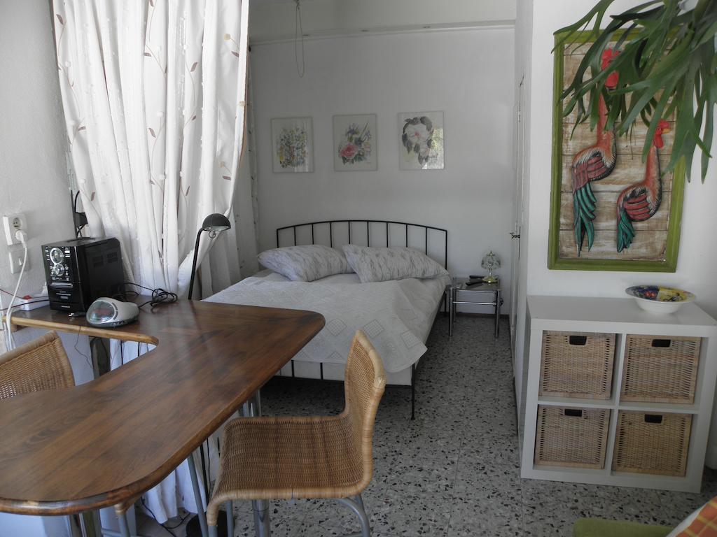 Studio met Terras (2 Volwassenen)