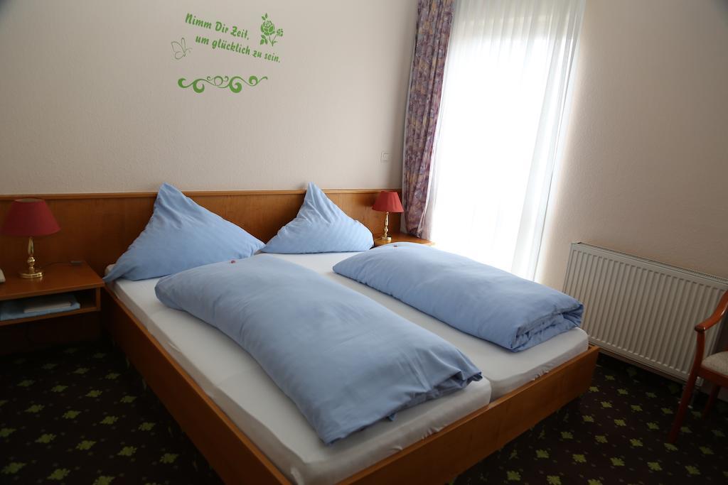 Dreibettzimmer