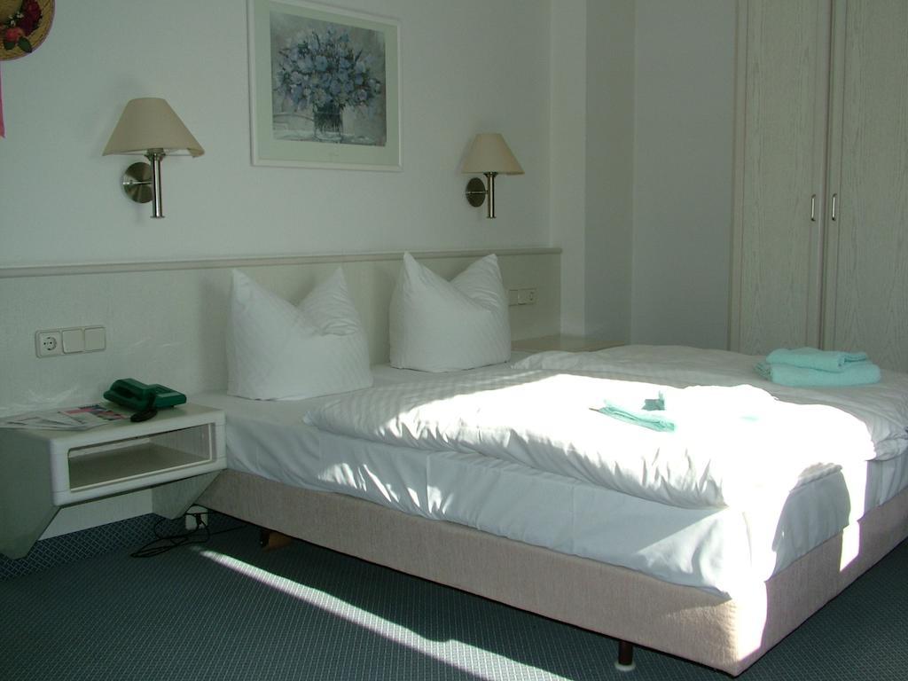 Doppelzimmer mit Zustellbett