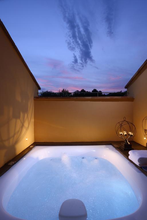 Junior Suite mit Whirlpool
