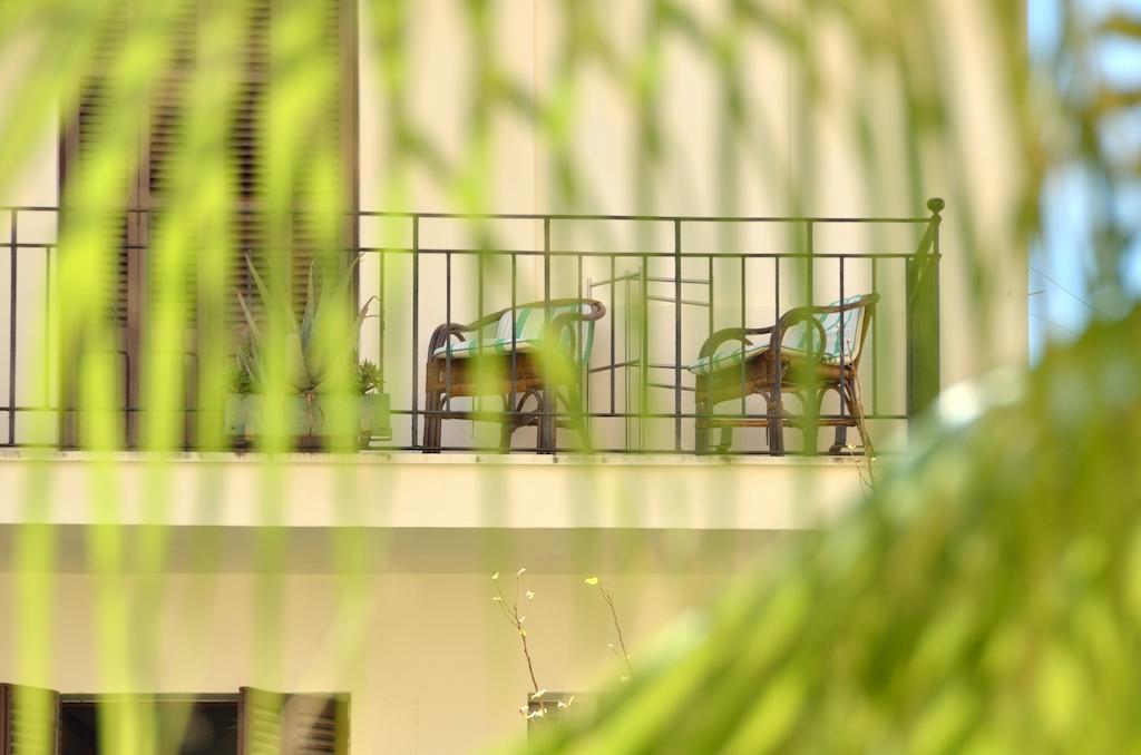Tweepersoonskamer met 2 Aparte Bedden en Balkon