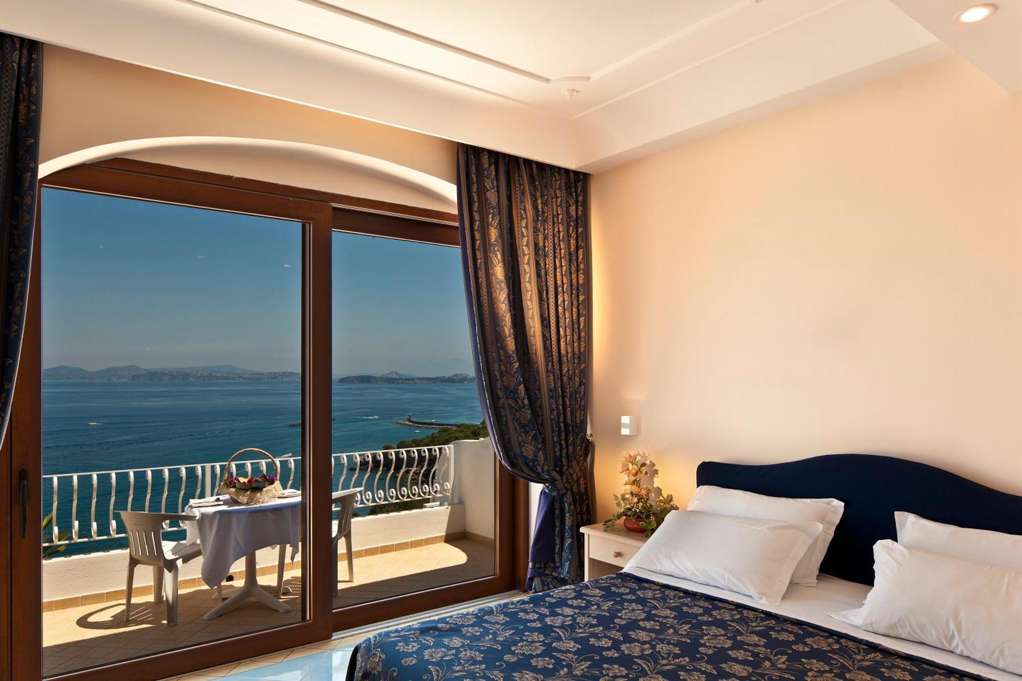 Chambre Double ou Lits Jumeaux Deluxe - Vue sur Mer