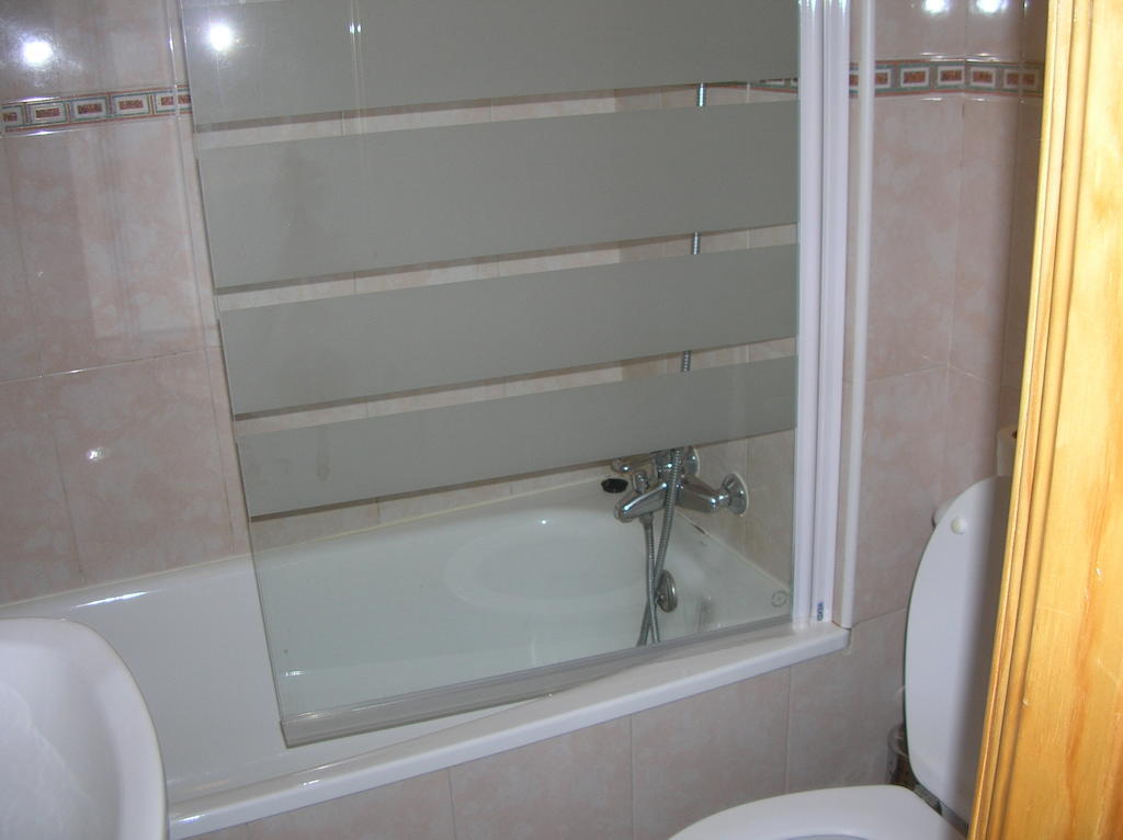 Standard Twin Room,389848206:JPEG