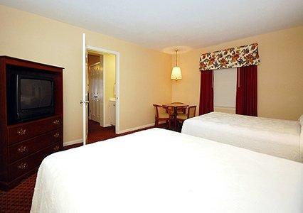 Double Room with Two Double Beds – Non-Smoking