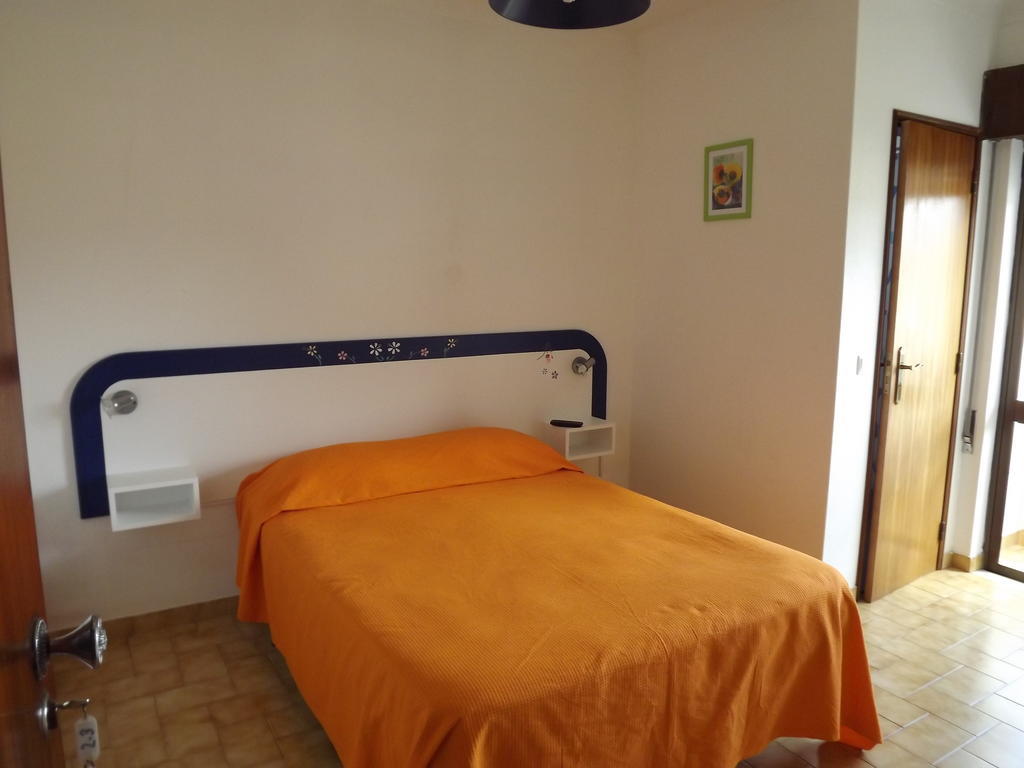 Quarto Duplo